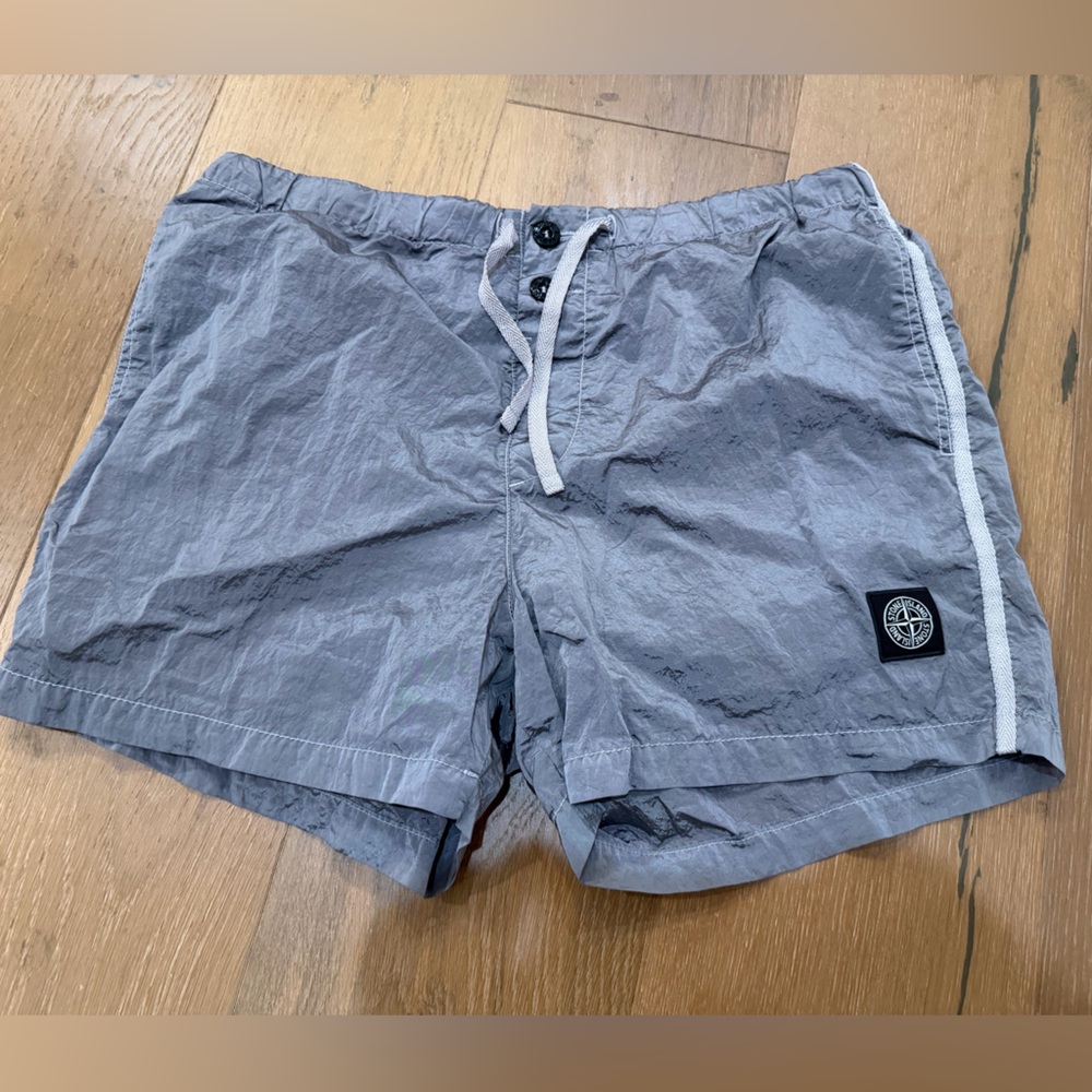 Stone Island Light Gray Mesh-Lined Shorts - L